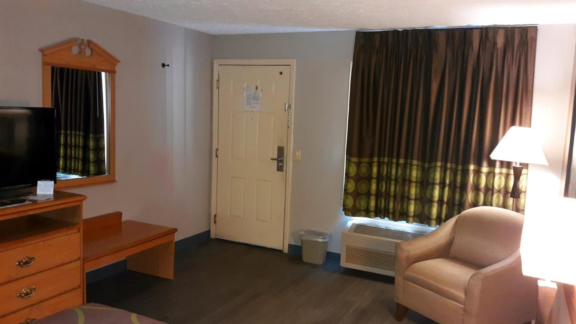 Super 8 By Wyndham Fort Chiswell Wytheville Area Max Meadows Zimmer foto