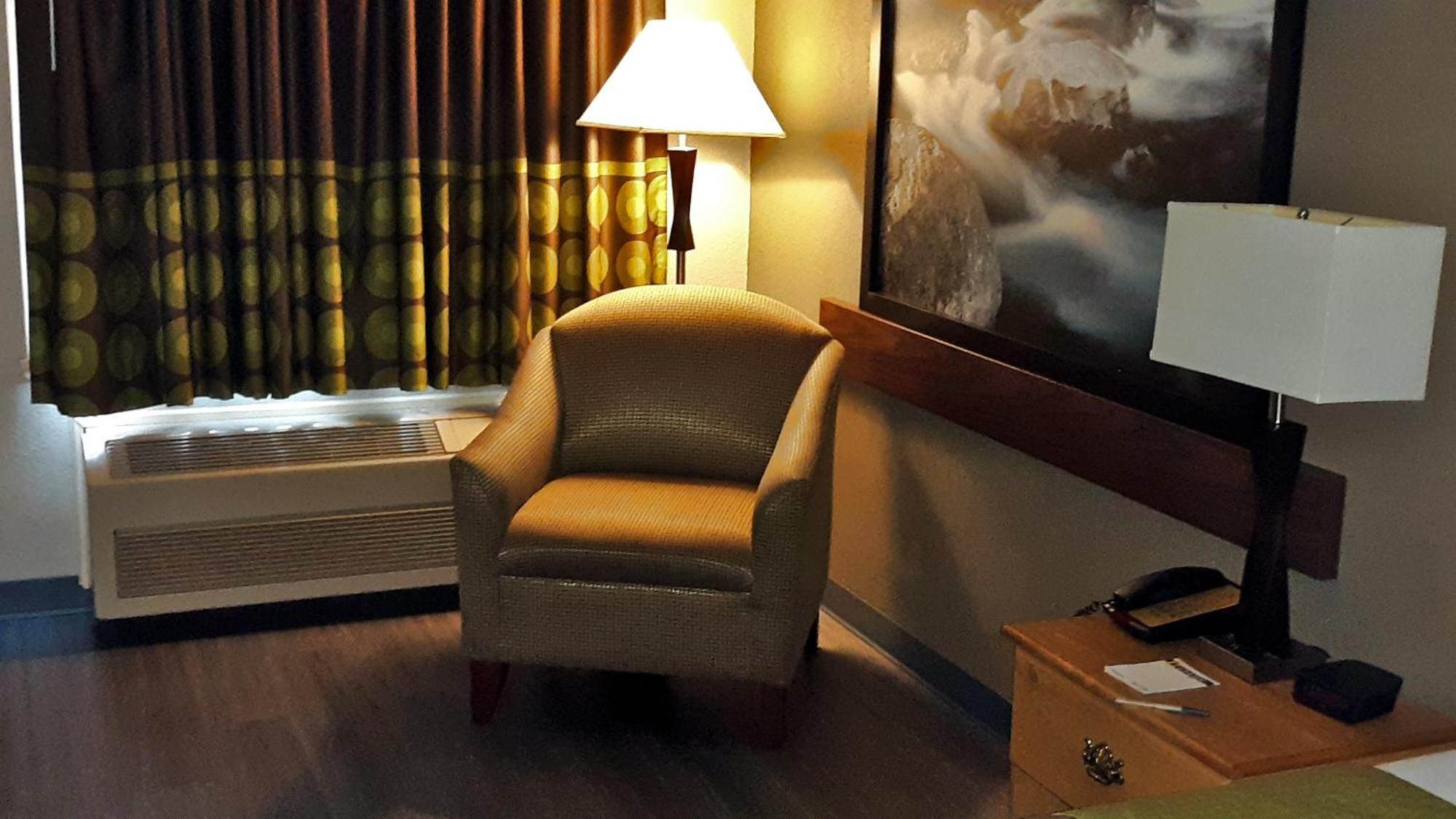Super 8 By Wyndham Fort Chiswell Wytheville Area Max Meadows Zimmer foto